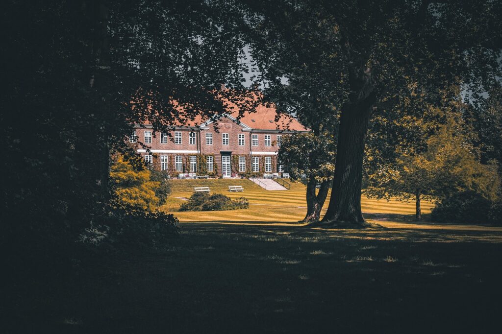 property content writing