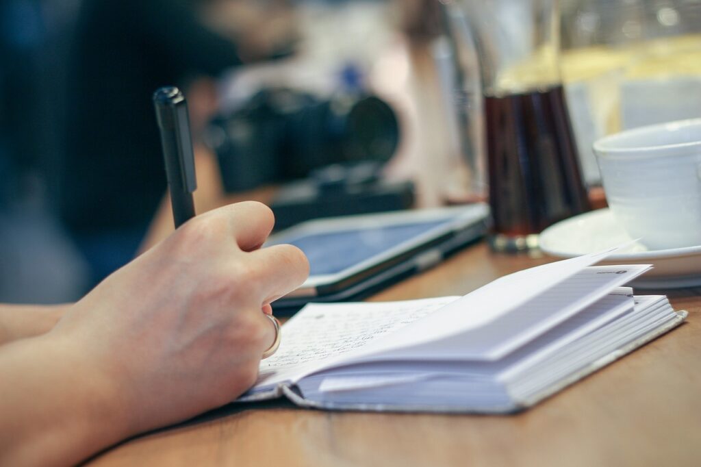 When Should You Hire a Content Writing Agency 